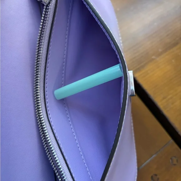 Gorgeous~Tory Burch Patent Chain Wallet W/Wristlet In Lavender NEW No Tags!💜 - Picture 6 of 13